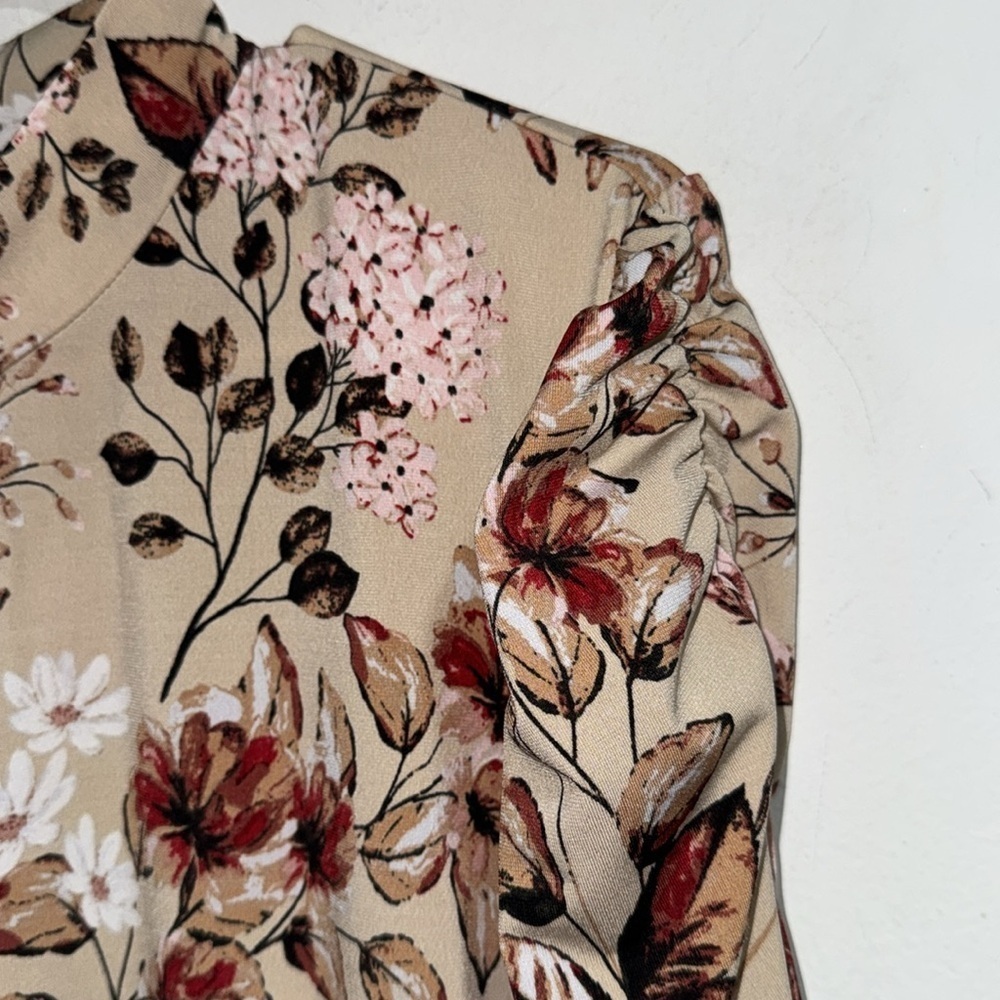 Ophelia Roe blouse Beige Floral shirt Pink Red Accents cinched puff sleeve xl - Picture 2 of 6